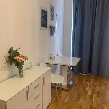 Apartment New Chain Florenc *